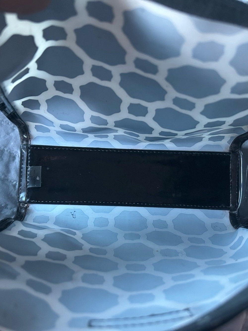 Vera Bradley Black and White Geometric Clear Cosmetic Pouch - Picture 4 of 5
